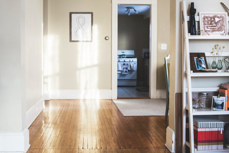 Sustainable Chic: Eco-Friendly Home Decor for a Greener Future